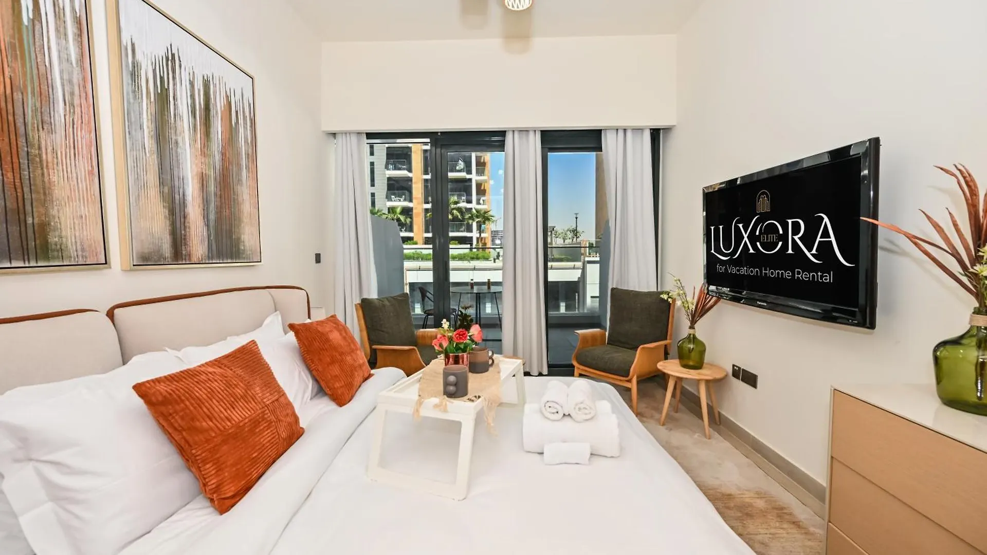 Discover A Cozy Luxury Studio With A Refreshing Pool, Just A 10-Minute Journey From The City'S Heart Dubai United Arab Emirates