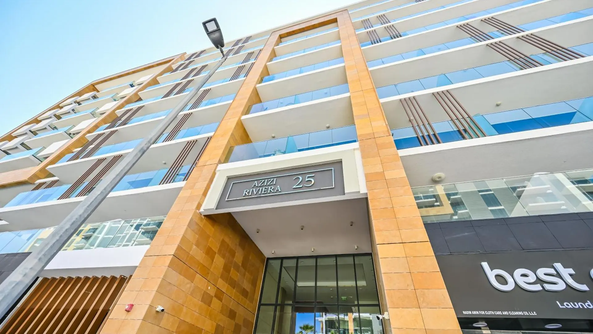 Discover A Cozy Luxury Studio With A Refreshing Pool, Just A 10-Minute Journey From The City'S Heart Dubai